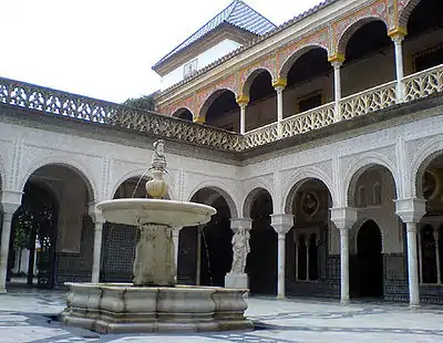 Patio principal de la Casa de Pilatos, en Sevilla.