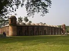 Mezquita Shat Gombuj (Sesenta Cúpulas) en Bagerhat, Bangladesh