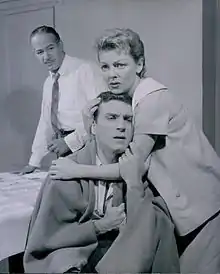 Frank Silvera, Peter Mark Richman y Vivian Blaine en A Hatful of Rain (1956)