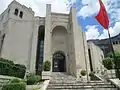 Entrada principal del museo en el castillo de Kruja