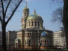 Catedral de Alexander Nevsky en Łódź fue construida a través de aportaciones de las elites mercantilistas de la ciudad, así como del zar de Rusia.