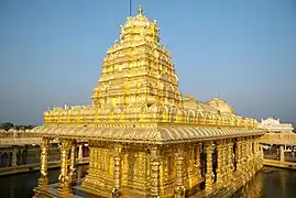 The Golden Temple en Vellore is gilded with 1500 kg of pure gold.