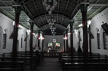 Interior del templo