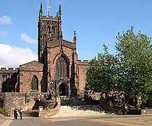 La Iglesia colegiata de St Peter, en Wolverhampton, Ewan Christian llevó a cabo una importante restauración de la iglesia, comenzando en 1852 y reconstruyendo el presbiterio en 1865.