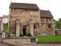 St Laurence's Church, Bradford on Avon, vista desde el sur, 2005.