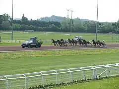 Carrera en el hipódromo de Cavaillon.