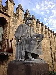 Escultura de Averroes.