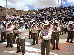 Grupo ejecutando una Tarkeada, Carnaval de Oruro de 2011