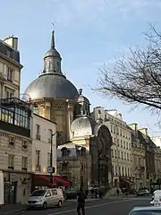 Vitas de la iglesia en la rue Saint-Antoine