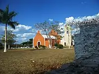 Iglesia principal de Tixkuncheil.