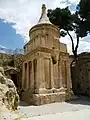 Yad Avshalom, o tumba de Absalón, parte del conjunto de monumentos funerarios rupestres de Jerusalén.