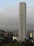 la torre colpatria vista desde las torres del parque central