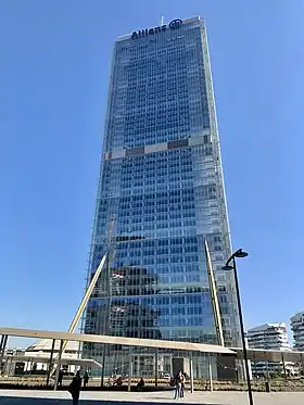 Torre Allianz, 2015