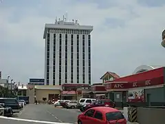 Torre Roble con 54 m de altura.