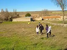 Campos alrededor de Torrecilla, la localidad al fondo