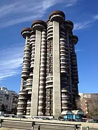 Torres Blancas.