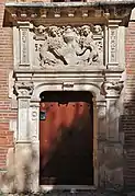 Puerta de la torre de Tournoer (1532).