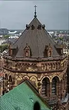 Cimborrio neorrománico de la catedral de Estrasburgo, reconstruido en 1878-1879