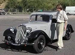 El Citroën Traction Avant revolucionó el diseño de automóviles con su carrocería monocasco de baja altura