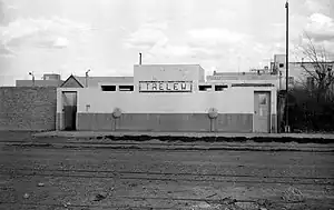 La estación en los años sesenta tras el cierre del ramal. Con un nomenclador bastante llamativo