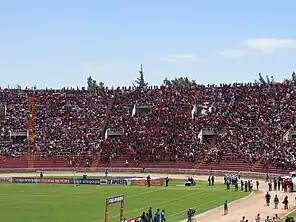 Tribuna Sur.