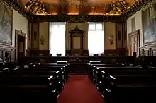 Gran sala de audiencias.