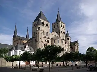 Catedral de Tréveris (c. 1233-1283), formada por la unión de dos iglesias