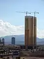 Foto de su construcción tomada en agosto de 2007 desde  Riviera Hotel & Casino.