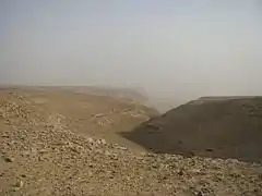 Mirando desde el borde de la Escarpada de Tuwaiq, al oeste de Riad