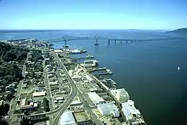 Vista del puente desde el oeste (1986)