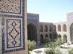 Patio de la madraza Ulugh Beg