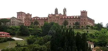 Edificio de la Universidad Pontificia de Comillas, futura sede del Campus Comillas.