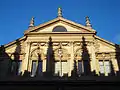 Teatro Sheldonian, Oxford, de Christopher Wren, 1664-1668. Es el ejemplo que pone Pevsner del primer medio de expresión.