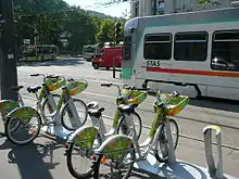 La intermodalidad entre el tren, el tranvía, el autobús y Vélivert se facilita al ser operado todo por STAS.