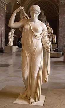 Ejemplo de estatua de una Venus Genetrix (Museo del Louvre.)