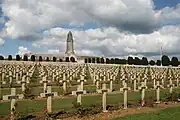 El Osario de Douaumont en Verdún, Francia.