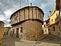 Casa en la Calle Cantarranas asemejando la proa de un barco