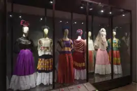 Vestidos de Frida, expuestos en Museo Frida Kahlo