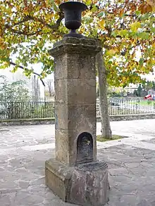 Fuente de la plaza Iturri-Berri