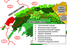 Cárpatos de Moravia (marcados en rojo) dentro de los Cárpatos occidentales exteriores