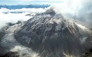 Vista aérea del Volcán Chaitén