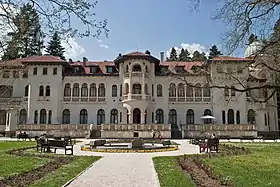 Palacio de Vrana en Sofía, Bulgaria. Construido a principios del siglo XX, hoy es propiedad del municipio de Sofía.