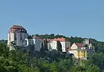 Castillo de Vranov nad Dyjí con cúpula de JB Fischer von Erlach, principios del siglo XVIII.