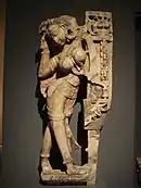 Escultura de una mujer hecha en mármol, ca. 1450, Rajastán