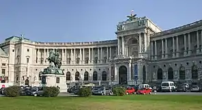 Neue Burg en la Heldenplatz