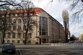 Un2 Edificio - Facultad de Química.