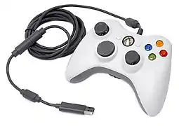 Controlador alámbrico «blanco» para Xbox 360 .