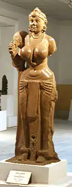 Didarganj Yakshi, cultura Maurya, siglo III a. C.