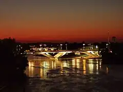 El puente de noche