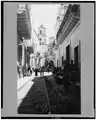 Callejón Sopeña con la Iglesia de San Francisco al fondo